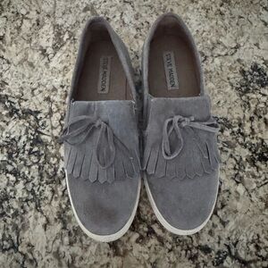 Steve Madden Fringe Gray Women's Loafers
